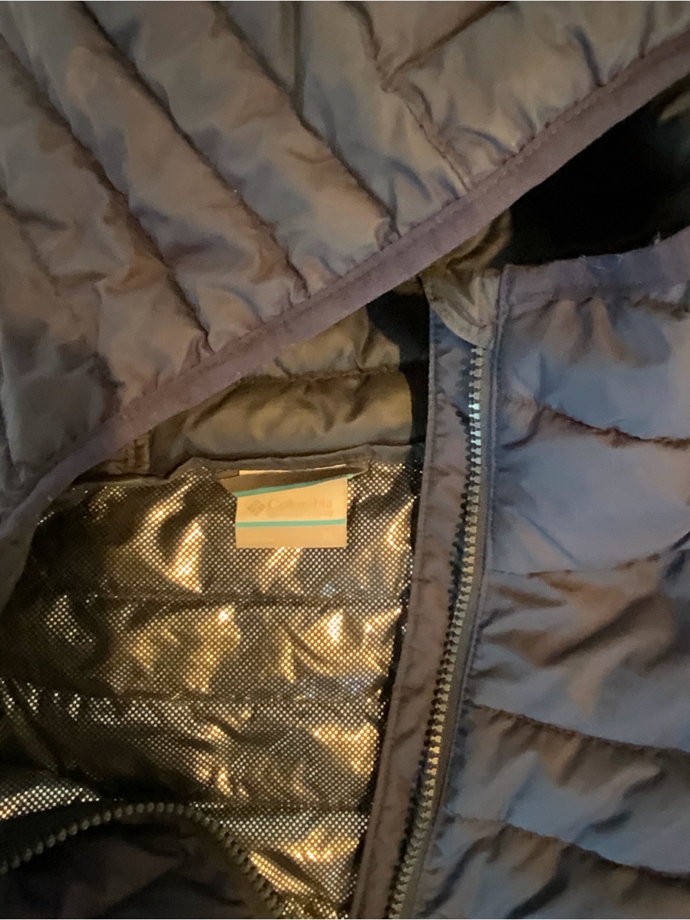 Columbia Women’s Hooded Quilted Puffer Jacket - Dark Blue XL - Picture 3 of 3